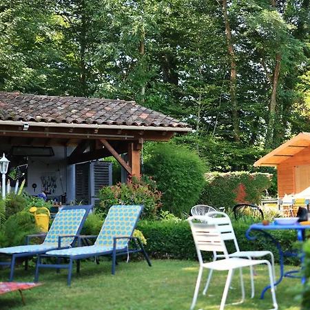 Kır Evi D'hotes Le Chalet, Entree Independante, Kitchenette, Sidobre, Tarn Lacrouzette